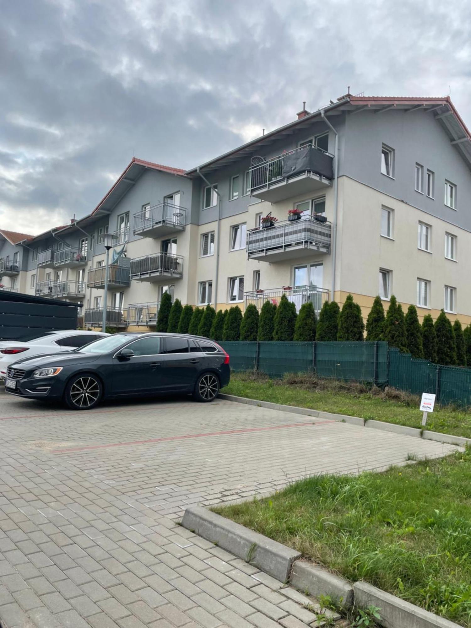 Przestronne 2 Oddzielne Sypialnie Caly Apartament W Spokojnej Dzielnicy Borkowo  外观 照片